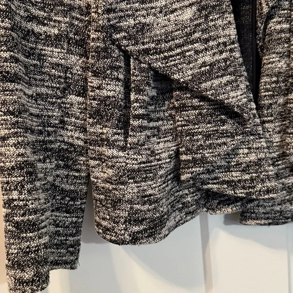 Grace Elements Blazer - Picture 3 of 8